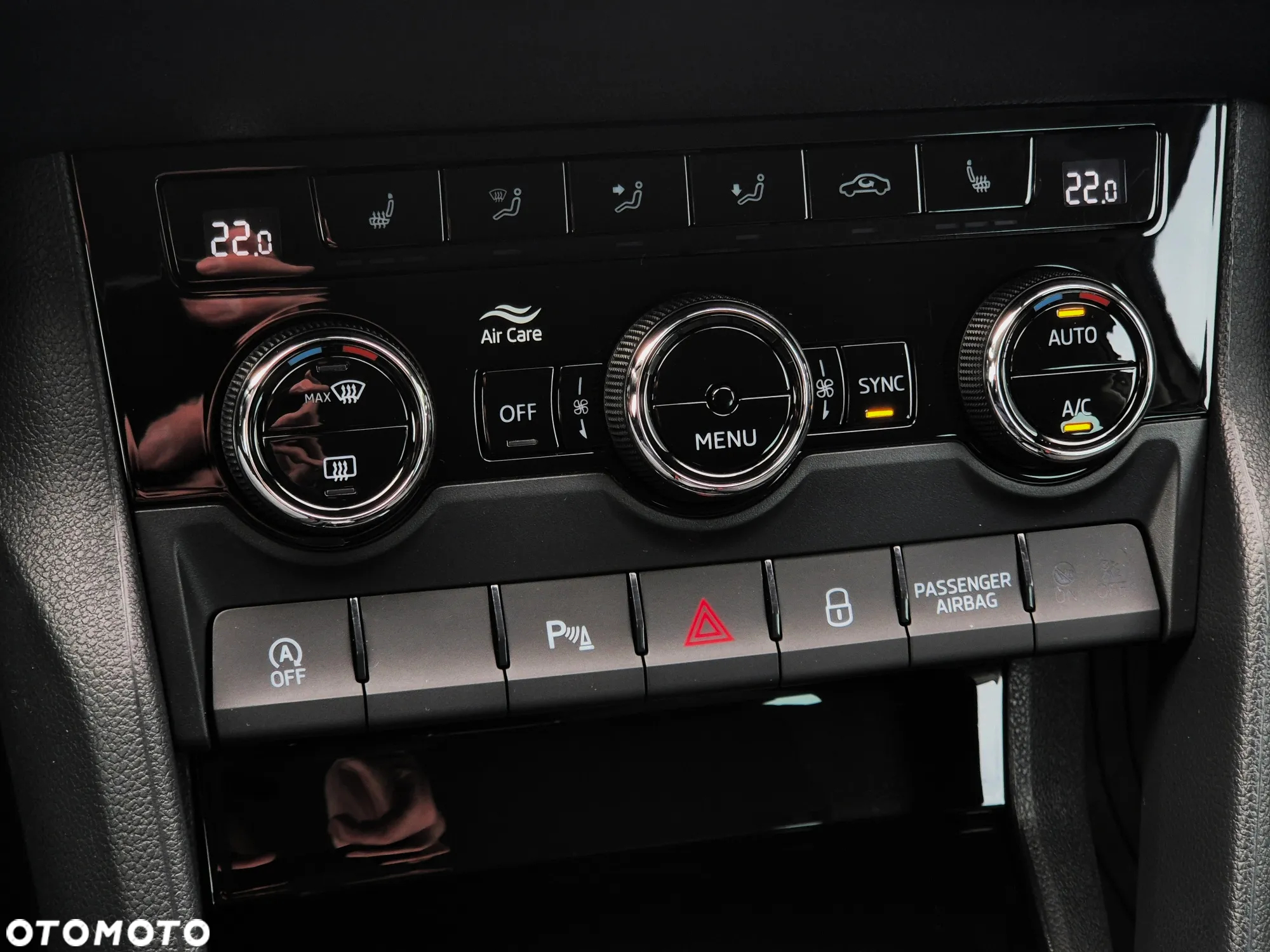 Skoda Karoq 1.5 TSI ACT 4x2 Style DSG - 13