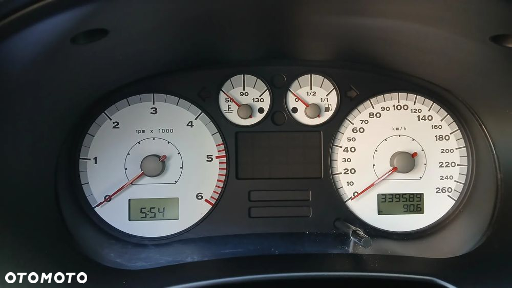 Seat Leon 1.9 TDI 150 Sport - 32