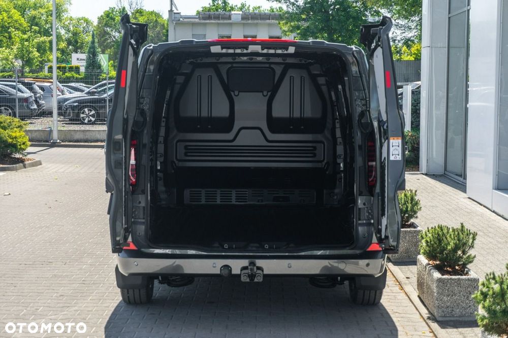 Volkswagen Transporter - 11