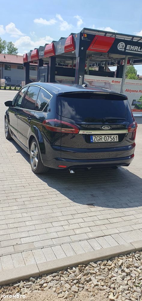 Ford S-Max - 9