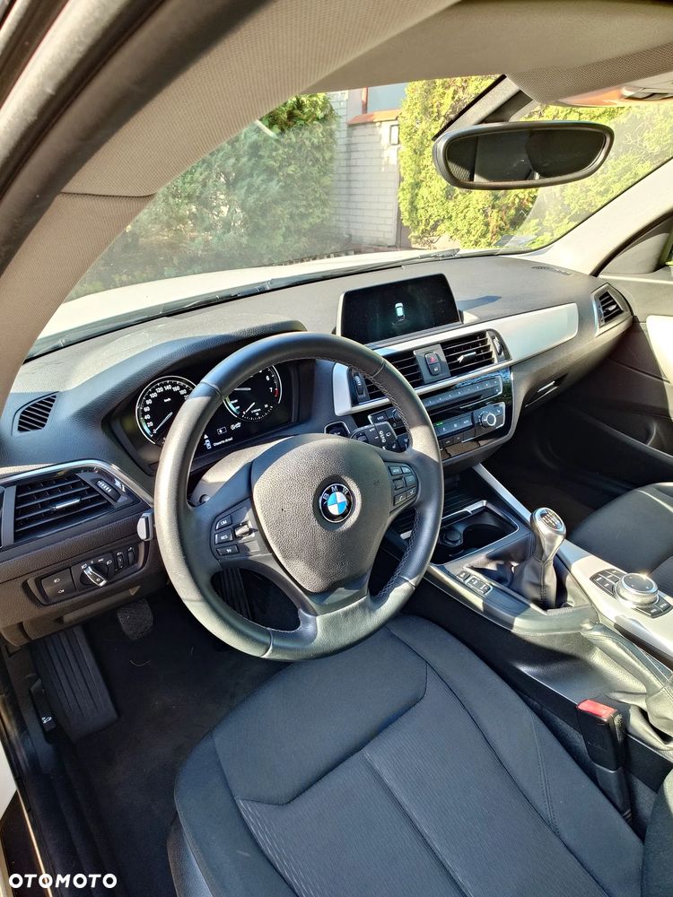 BMW Seria 1 118I Advantage 2018 photo 5