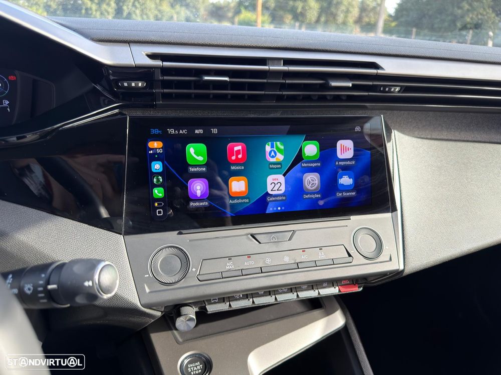 Peugeot 408 1.6 Hybrid Allure e-EAT8 - 37