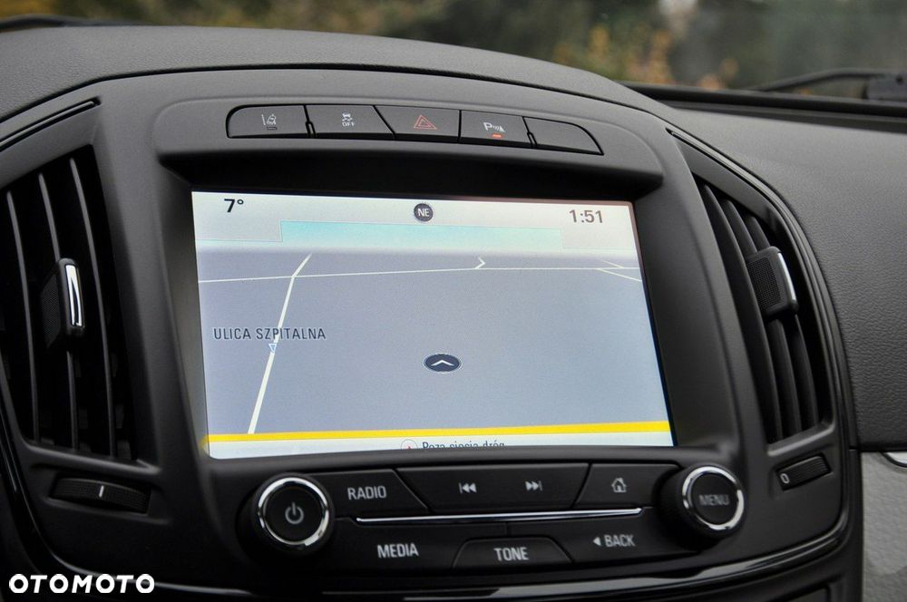 Opel Insignia - 31