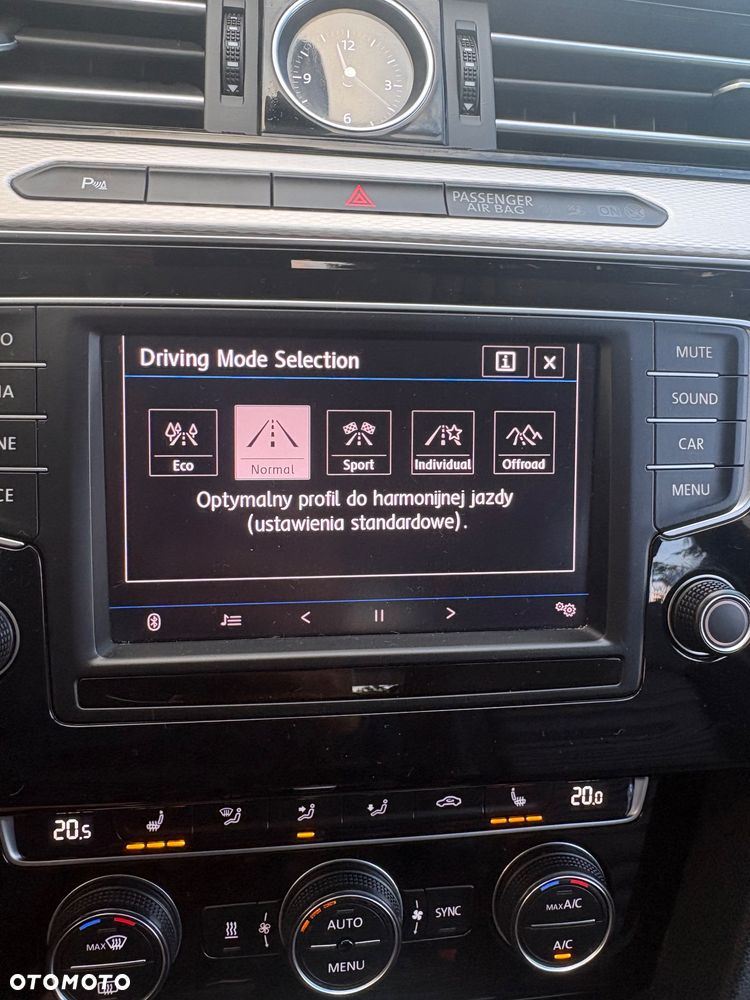 Volkswagen Passat Alltrack - 23