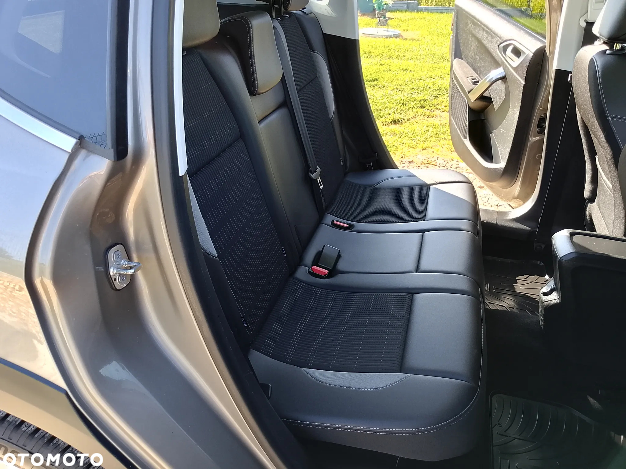 Peugeot 2008 1.6 BlueHDi Crossway - 27