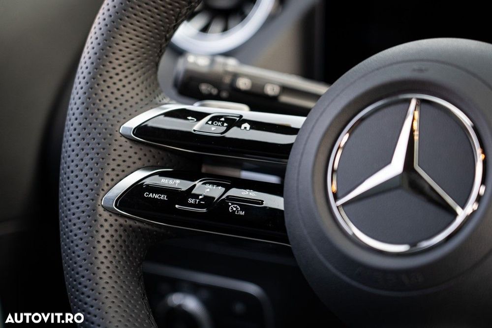 Mercedes-Benz GLA 250 4MATIC Aut. - 23