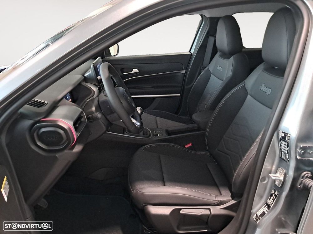 Jeep Avenger 1.2 GSE T3 Summit - 9