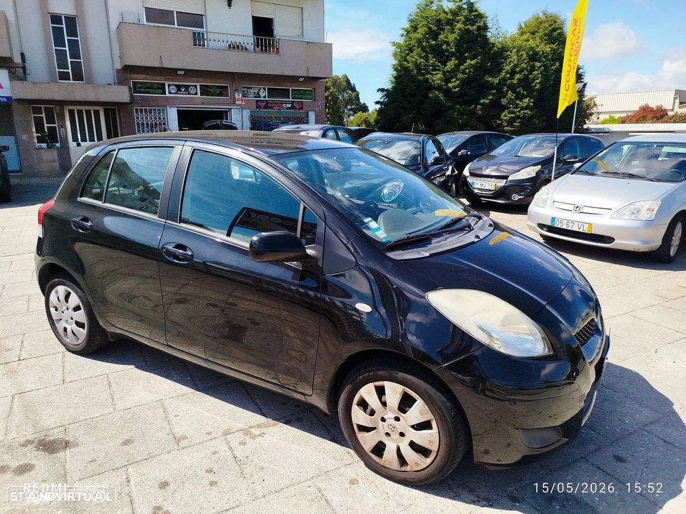 Toyota Yaris 1.0 VVT-i AC Manual - 1