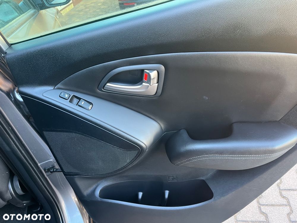 Hyundai ix35 blue 1.6 2WD Finale - 7
