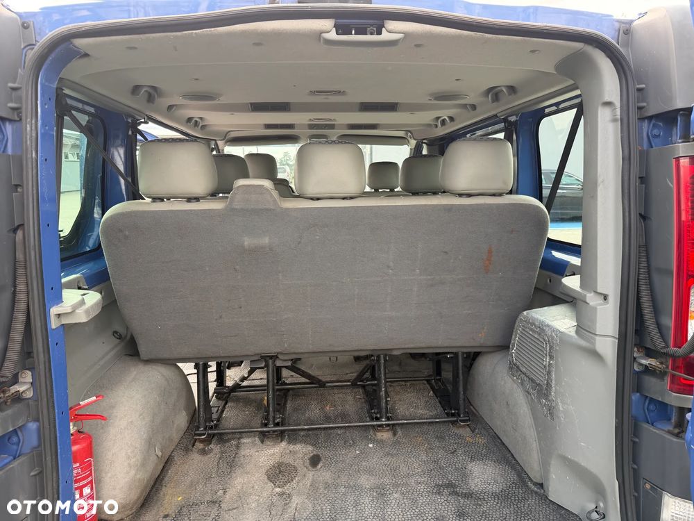 Renault Trafic - 11