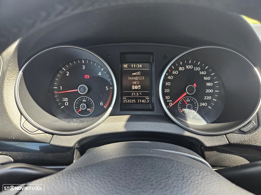 VW Golf 1.6 TDi Confortline - 18