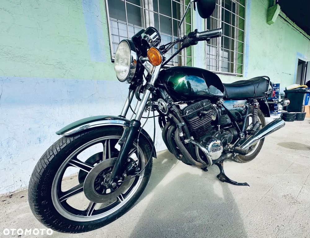 Yamaha XS - 2