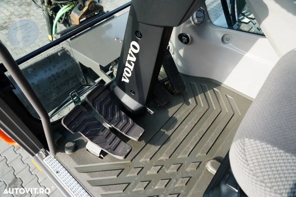 Volvo EWR150E / EXCAVATOR PE ROȚI / ROTOTIL / JOYSTICK / POWERTILT / 2019 / - 28