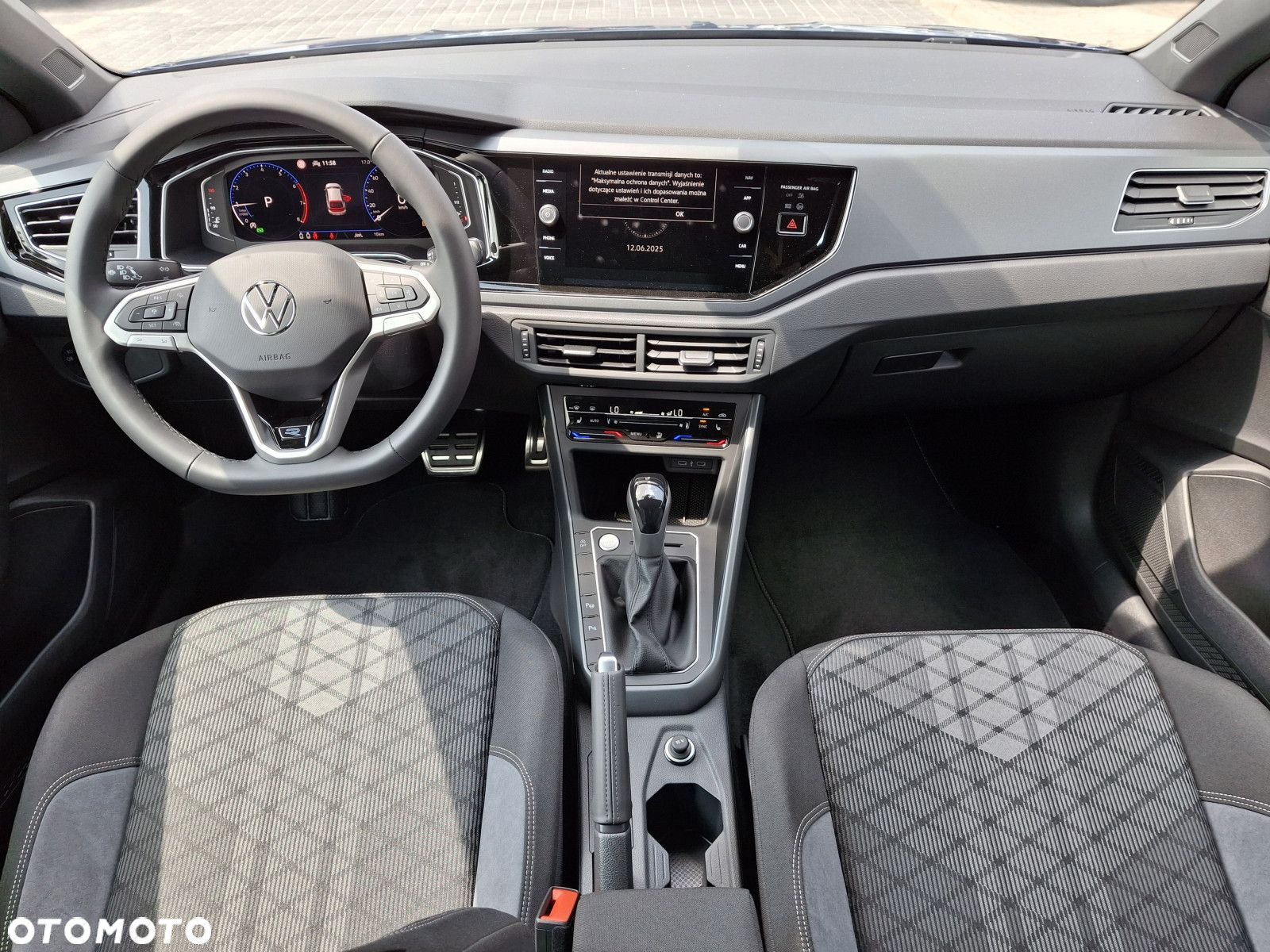 Volkswagen Taigo 1.0 TSI R-Line DSG - 19