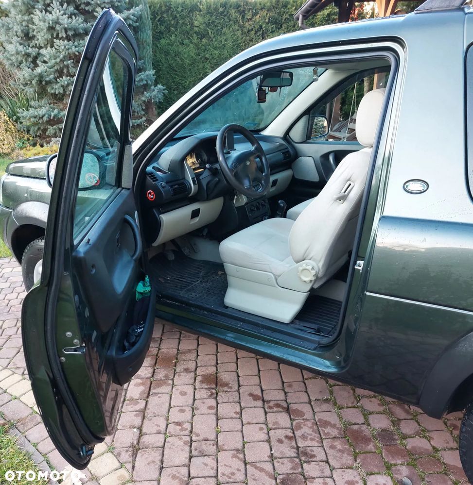 Land Rover Freelander - 12