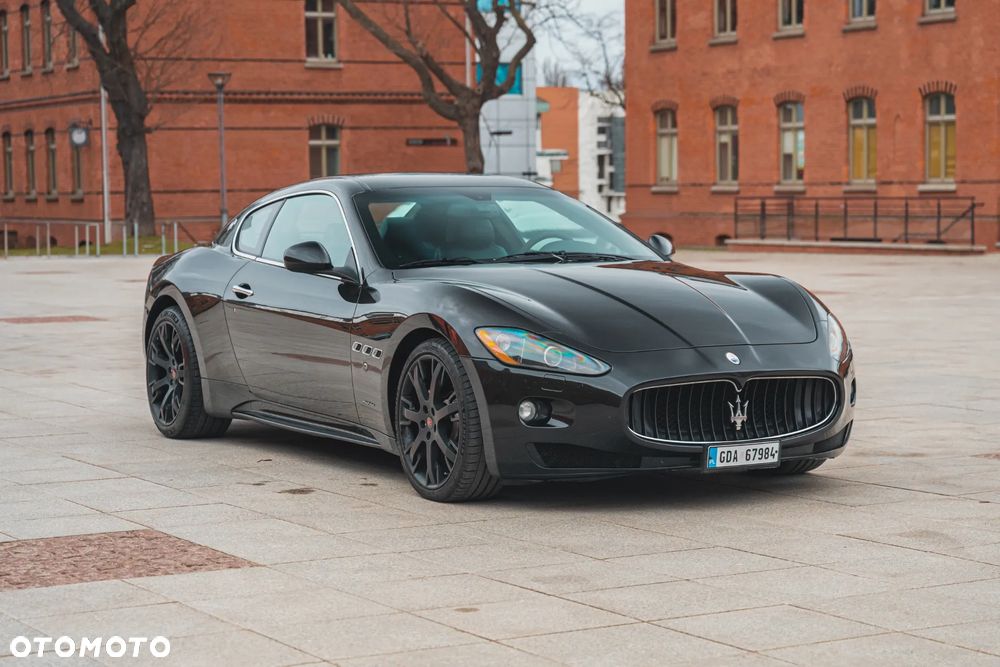 Maserati GranTurismo - 12