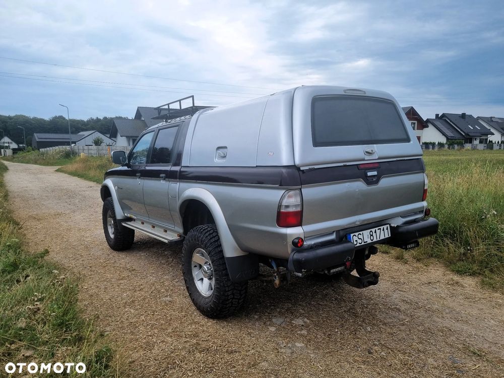 Mitsubishi L200 - 10