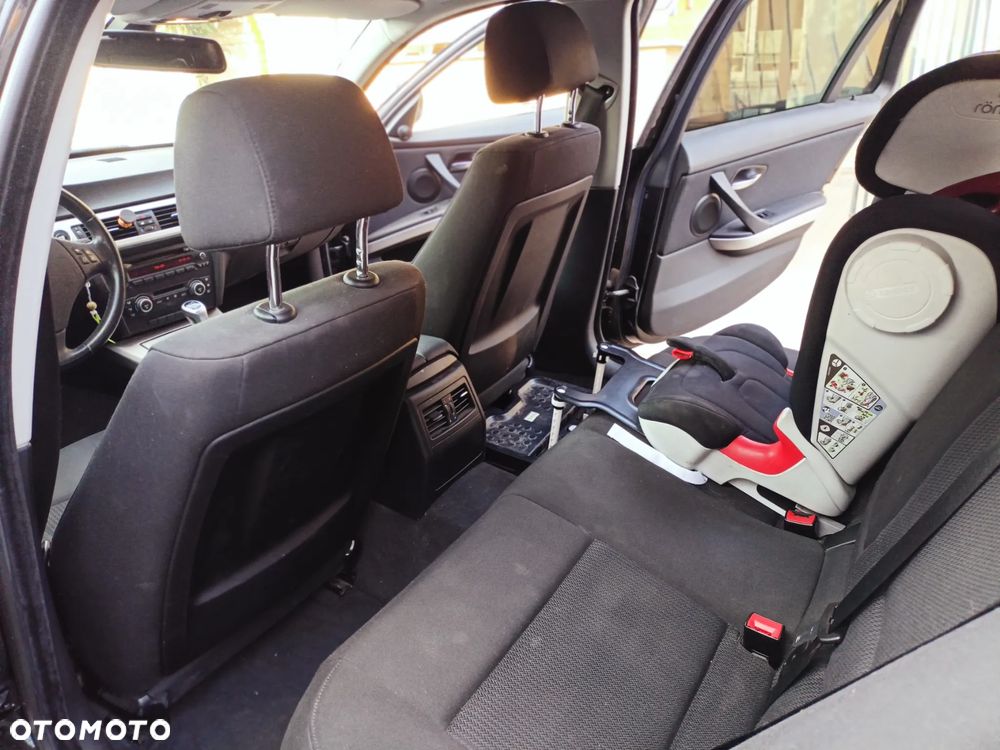 BMW Seria 3 320i Edition Exclusive - 11