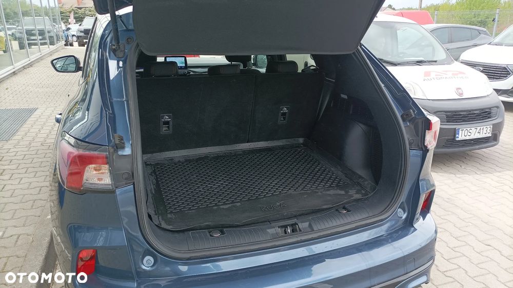 Ford Kuga 2.5 FHEV FWD ST-Line - 12