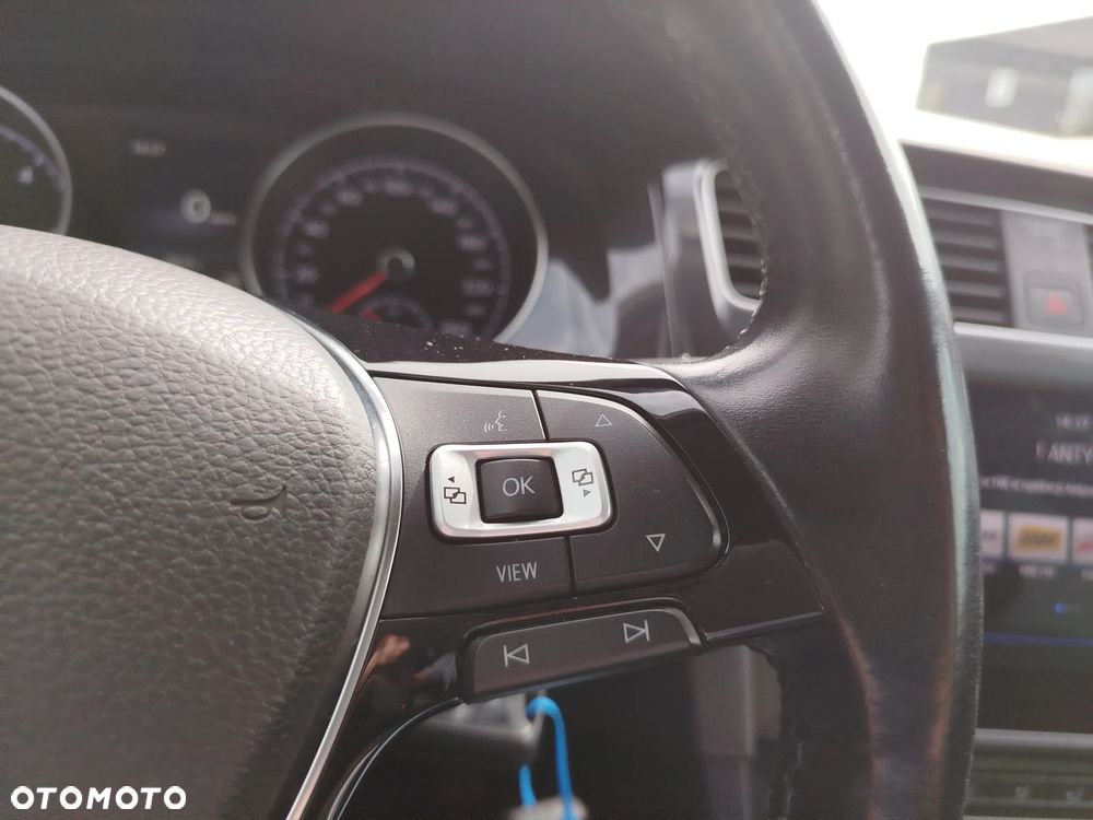 Volkswagen Golf 1.6 TDI BMT Comfortline - 12