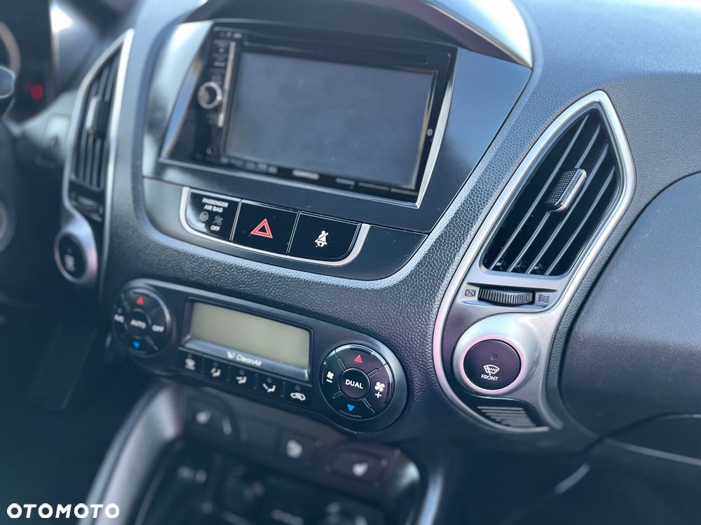 Hyundai ix35 - 23
