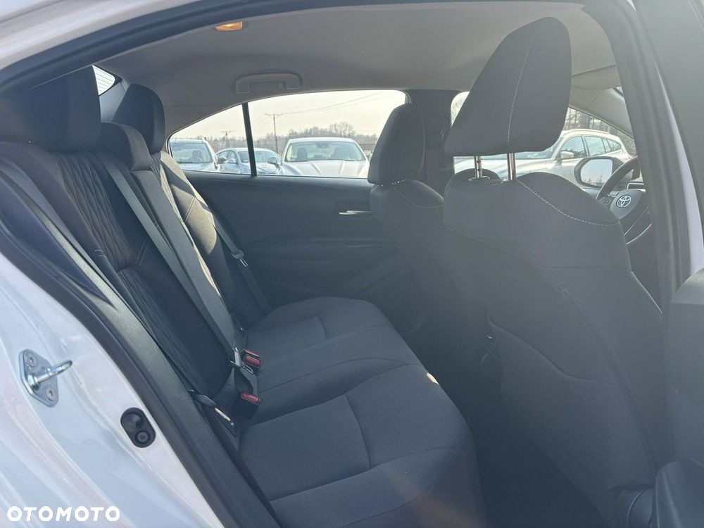 Toyota Corolla - 36