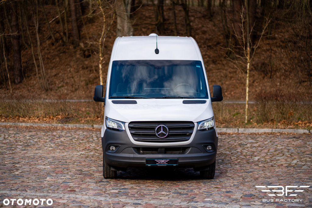 Mercedes-Benz Sprinter 319 - 2
