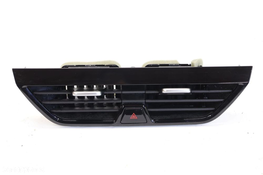 VW Passat B9 kratka nawiewu 3J0858061
