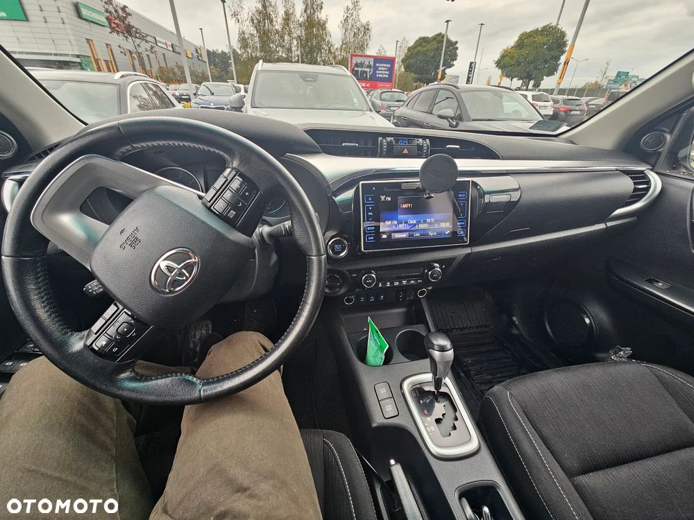 Toyota Hilux 2.4 D-4D Double Cab SR5 4x4 - 8