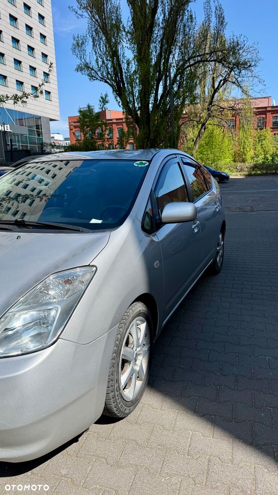 Toyota Prius 1.5 VVT-i Sol - 8