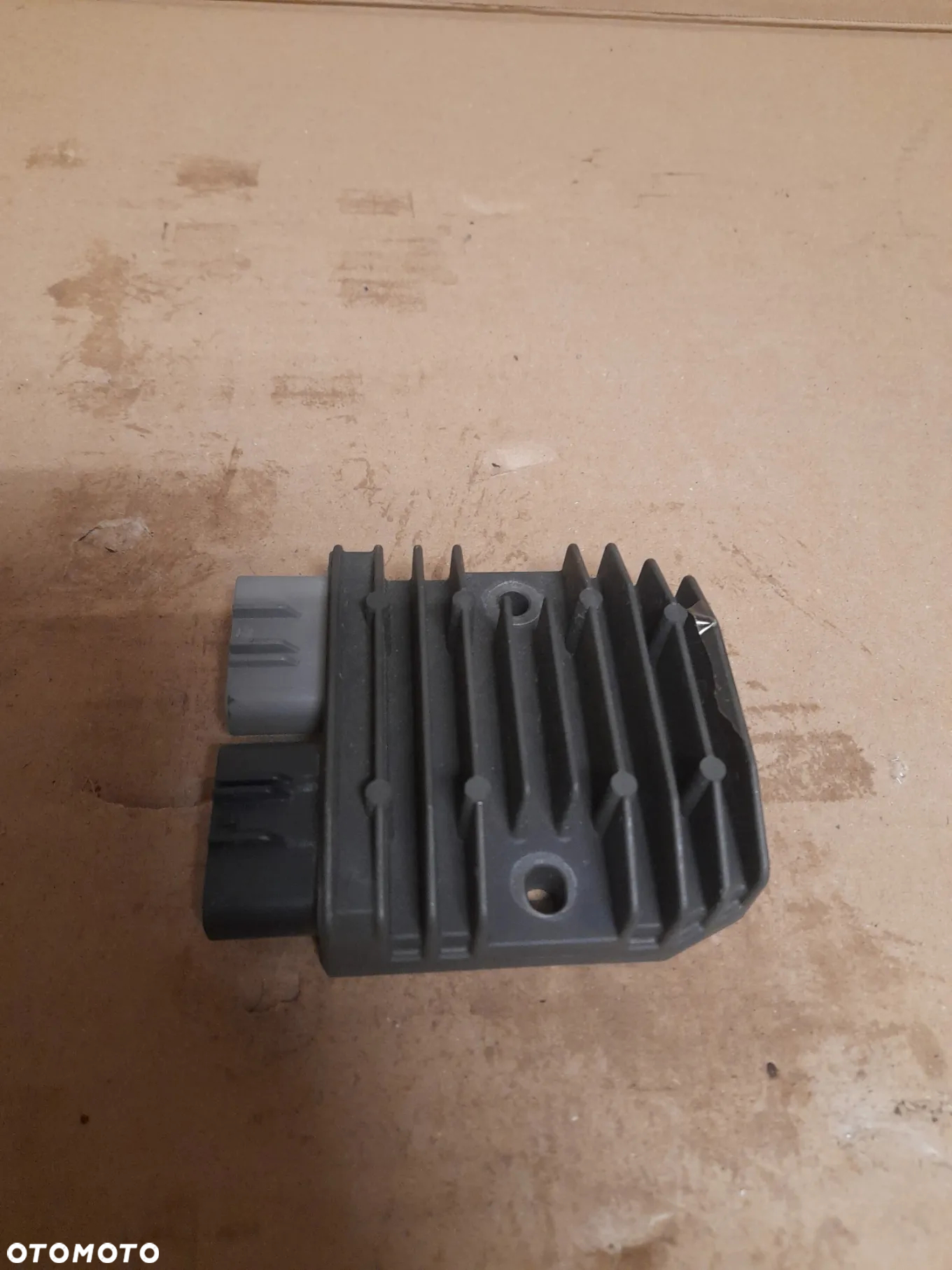 SUZUKI GSX-R 1000 K7 K8 2007 2008 REGULATOR NAPIĘCIA - 2