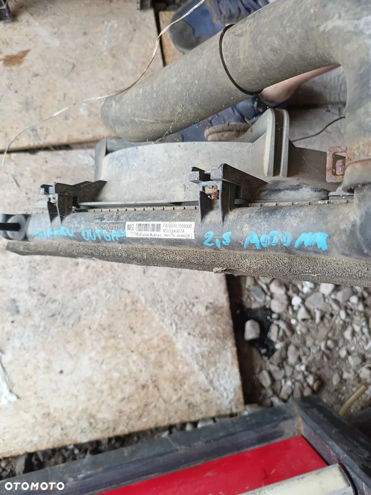 SUBARU OUTBACK III 2.5 BENZYNA AUTOMAT CHŁODNICA WODY Z WENTYLATOR WENTYLATOR  45111AG07A - 2