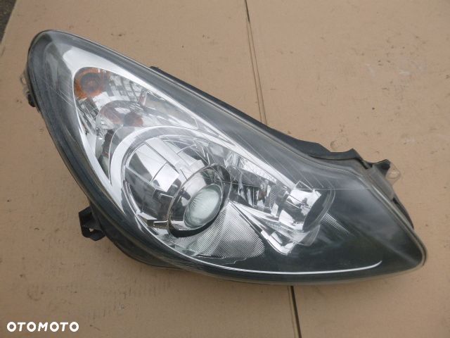 LAMPA PRAWY PRZÓD PRAWA PRZEDNIA OPEL CORSA D 06-11 - 10