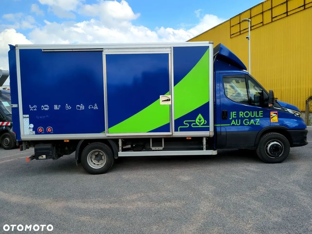 Iveco DAILY CAISSE 7T2 - 3