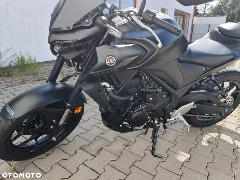 Yamaha MT - 6