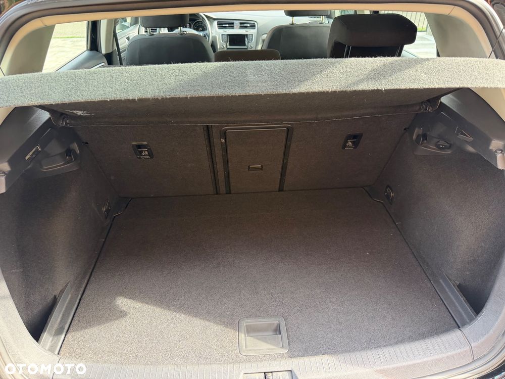 Volkswagen Golf 1.6 TDI BMT Comfortline - 12