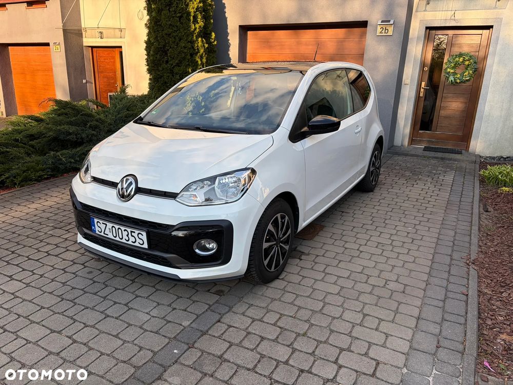 Volkswagen up! TSI beats - 1