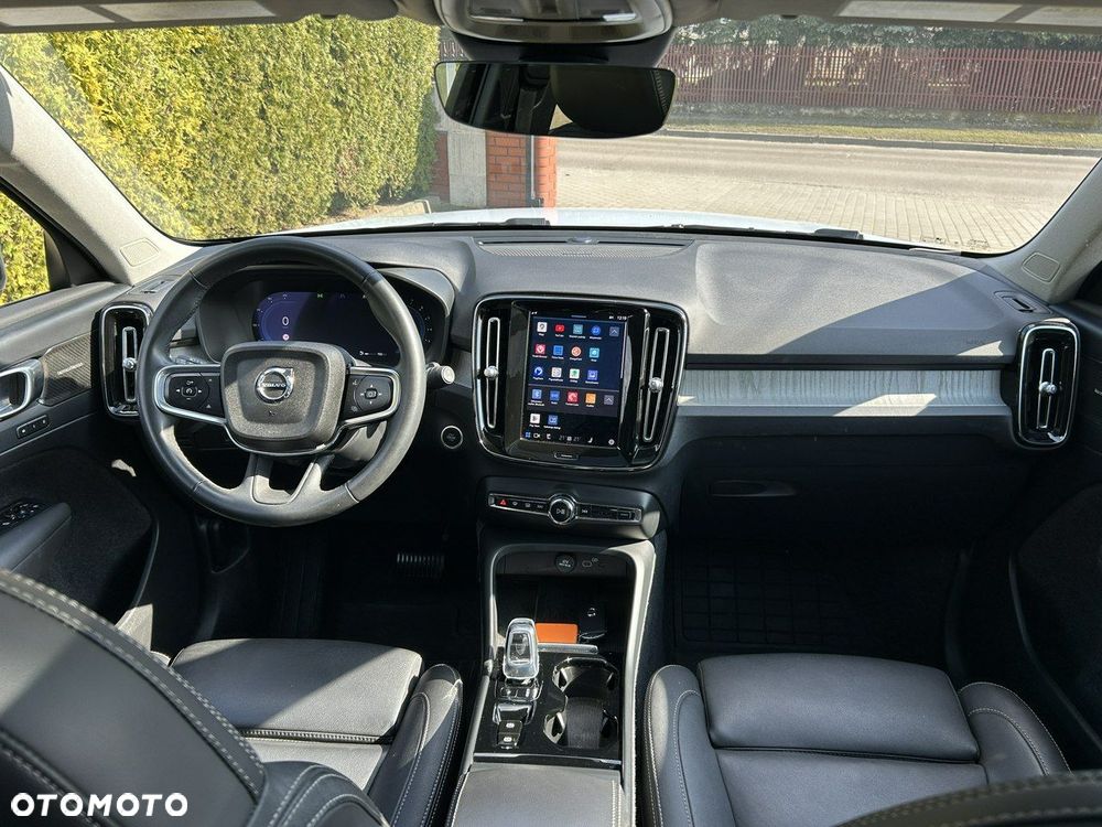 Volvo XC 40 B5 B AWD Geartronic RDesign - 13