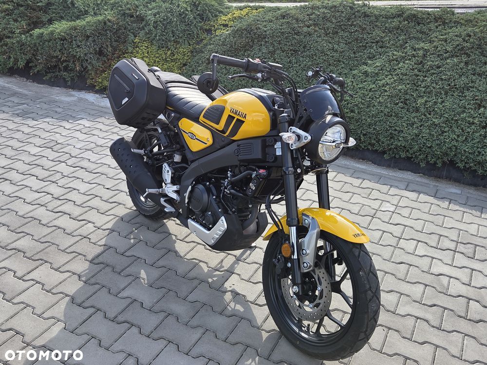 Yamaha XSR - 9