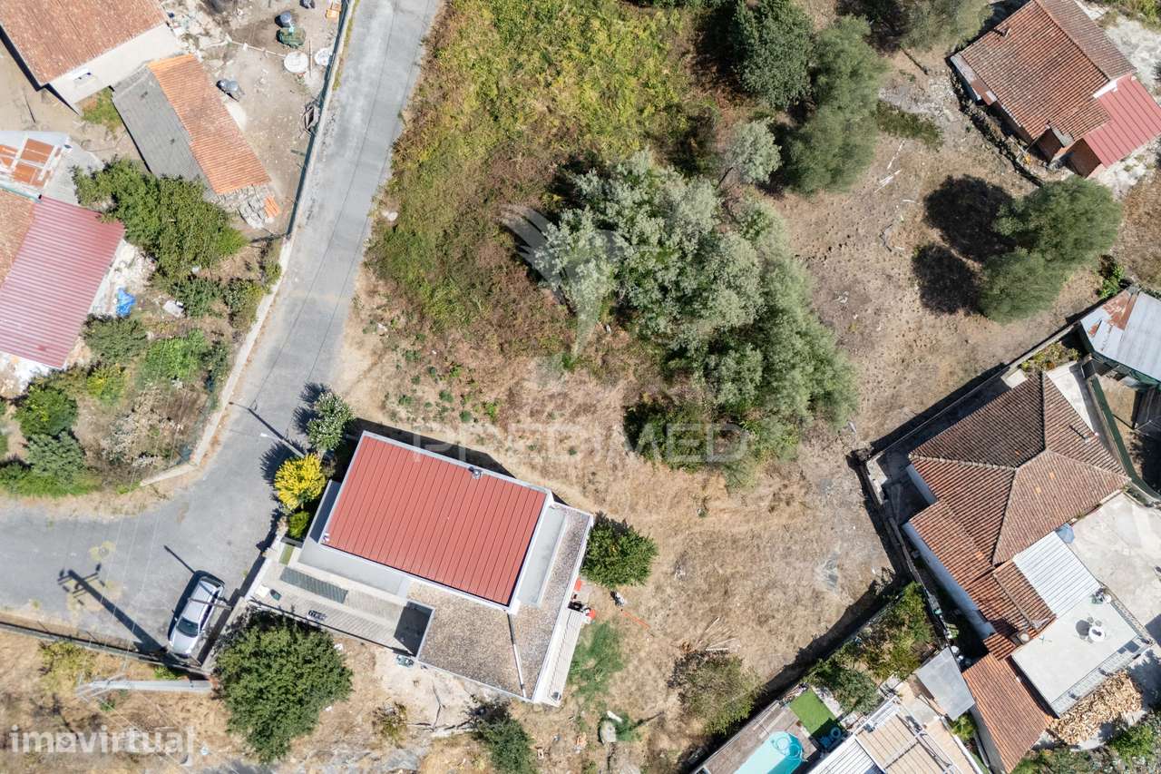 TERRENO URBANO COM PROJETO | 760 m² | LANHAS, VILA VERDE - Grande imagem: 2/11