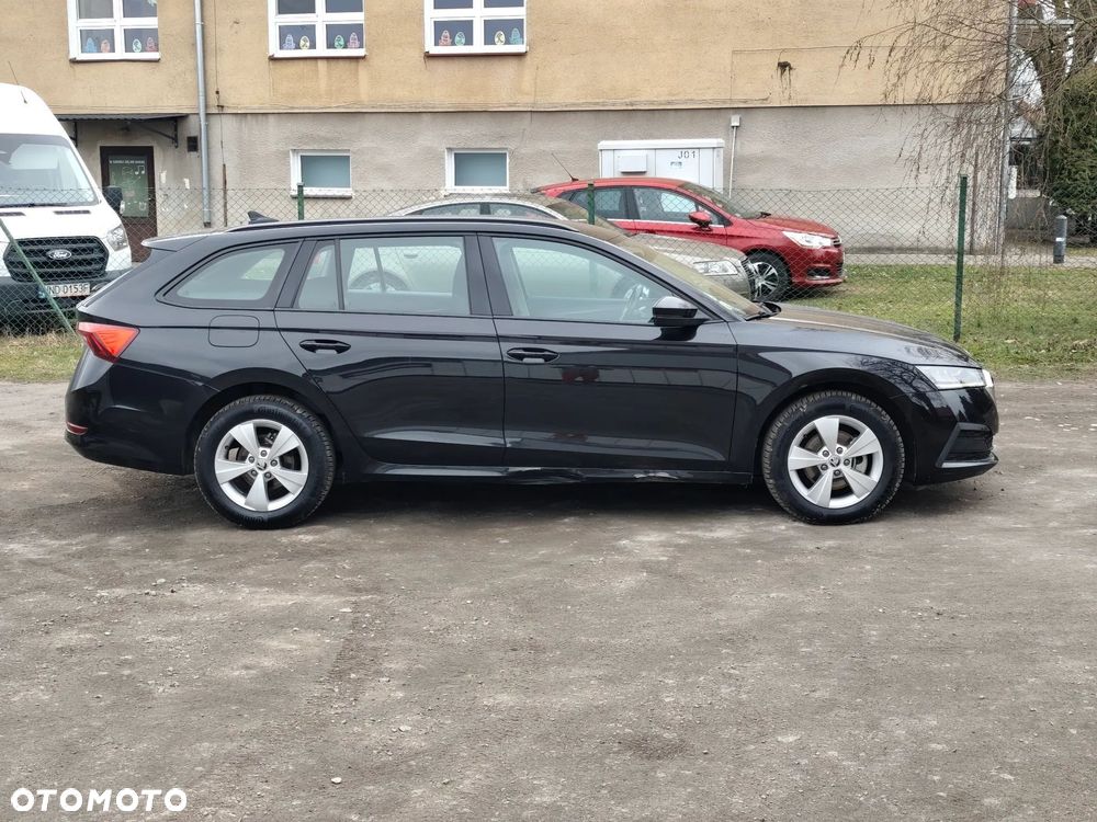 Skoda Octavia 2.0 TDI DSG Edition - 8