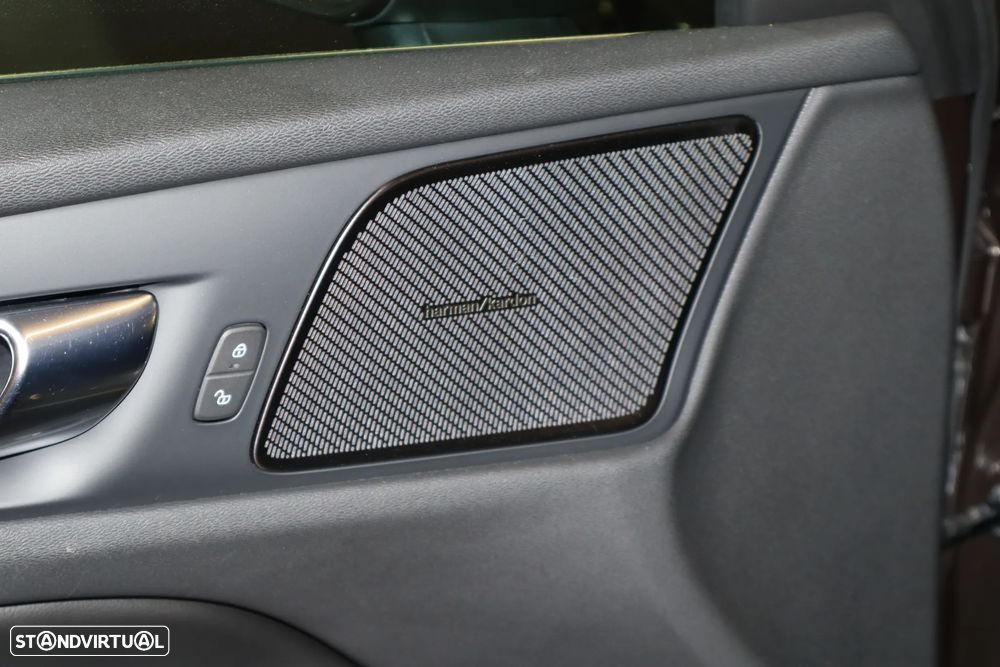 Volvo V60 2.0 T6 AWD TE Inscription Expression - 17