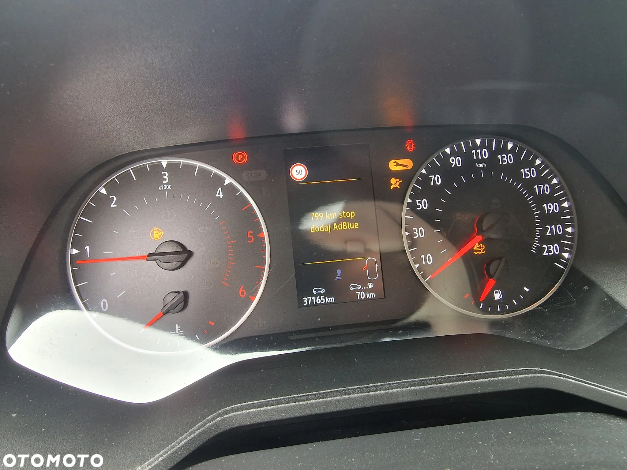 Renault Clio BLUE dCi 100 EVOLUTION - 22