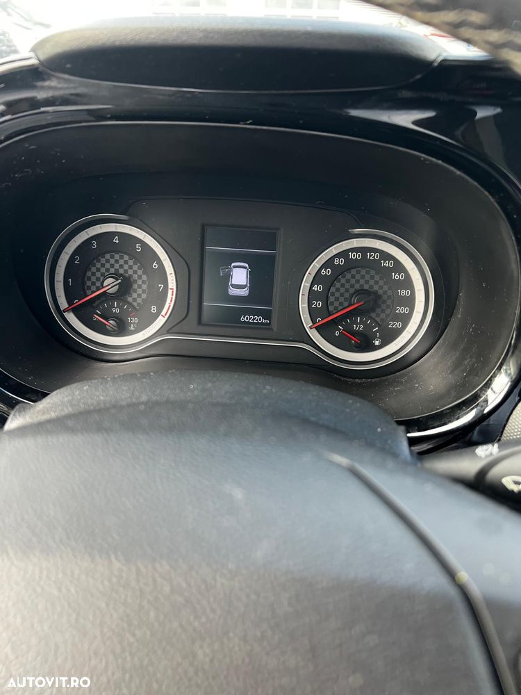 Hyundai i10 - 10