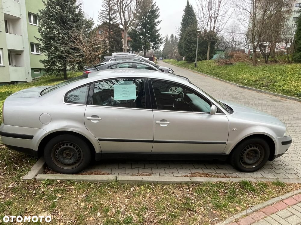 Volkswagen Passat 2.0 Trendline - 4
