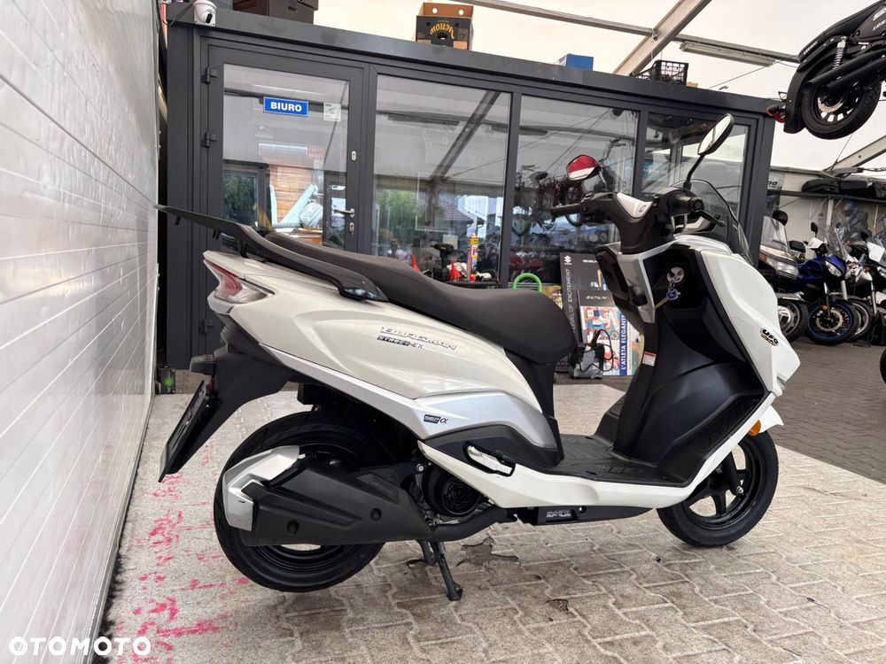 Suzuki Burgman - 7