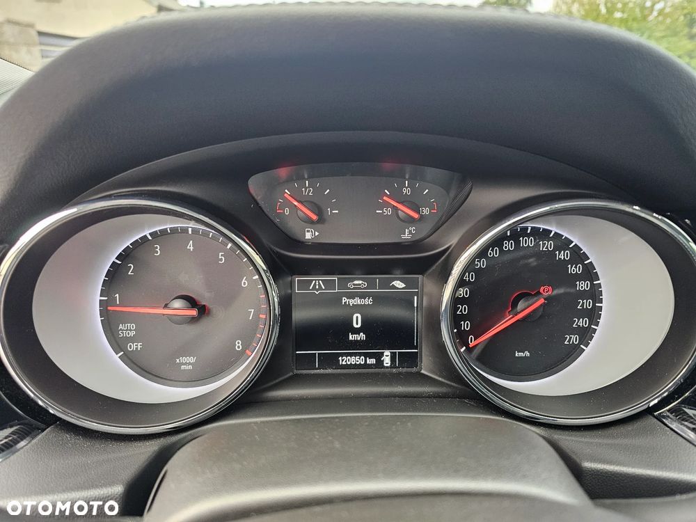 Opel Insignia - 14
