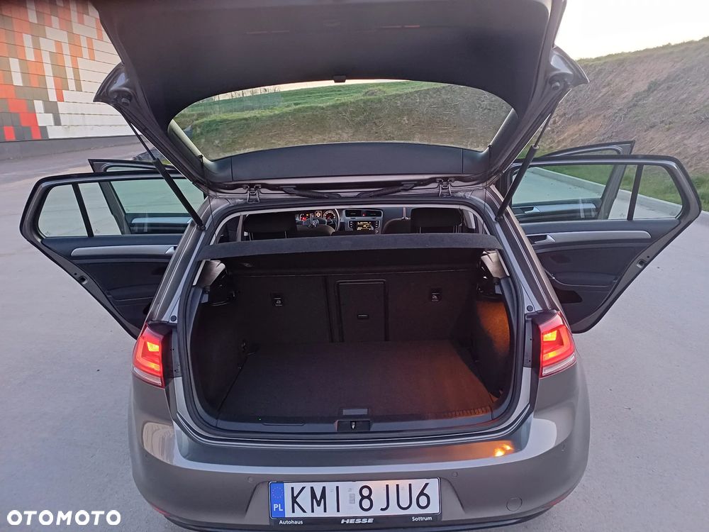 Volkswagen Golf 1.6 TDI (BlueMotion Technology) Comfortline - 27