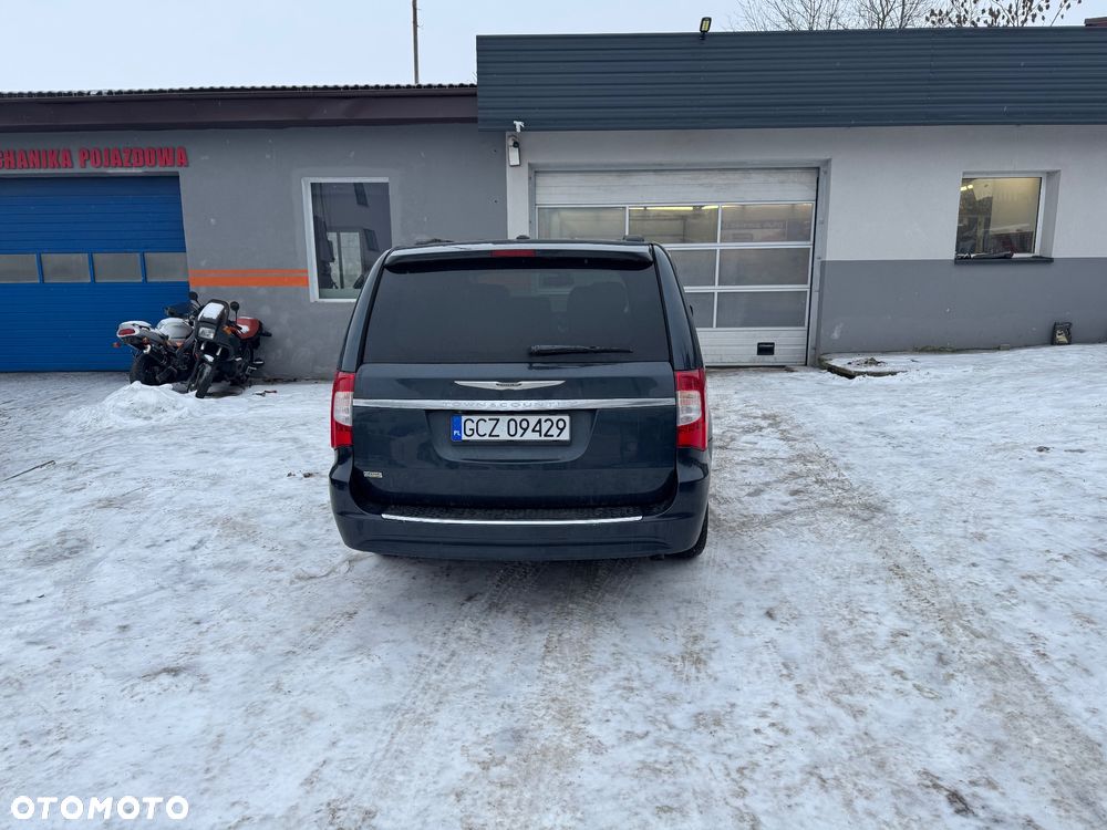 Chrysler Town & Country 3.6 Limited - 5