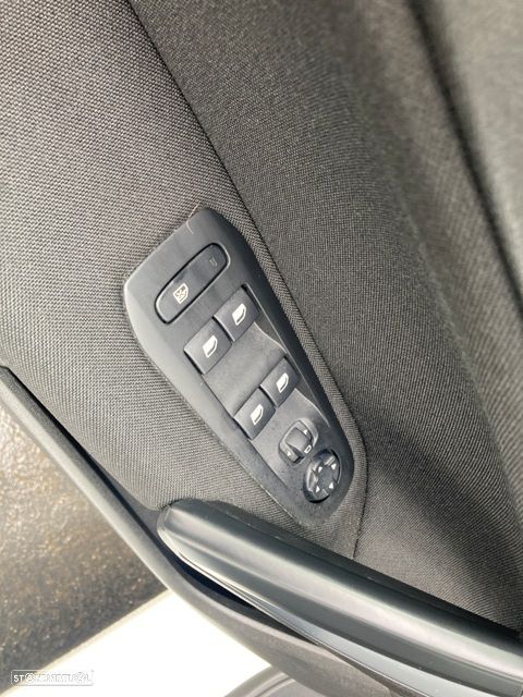 Peugeot 308 1.5 BlueHDi Active Pack - 25